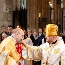 Priesterweihe Byzantinischer Ritus im Stephansdom / Erzdiözese Wien/ Schönlaub