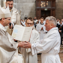 Diakonenweihe 2024 / Erzdiözese Wien/ Schönlaub