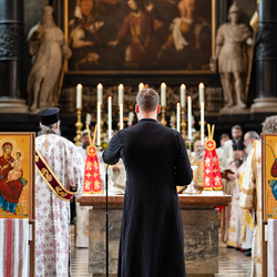 Priesterweihe Byzantinischer Ritus im Stephansdom / Erzdiözese Wien/ Schönlaub